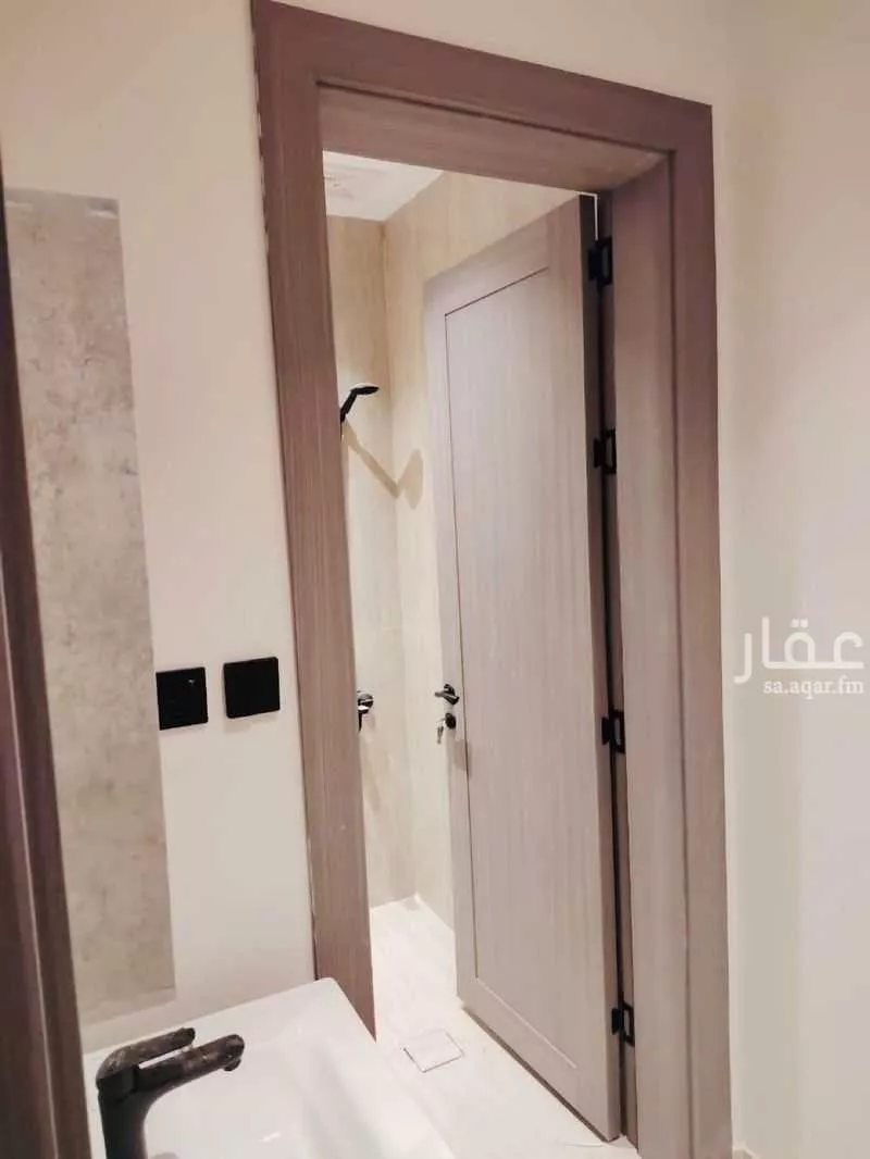 شقة 4 غرف في الحمرا 2