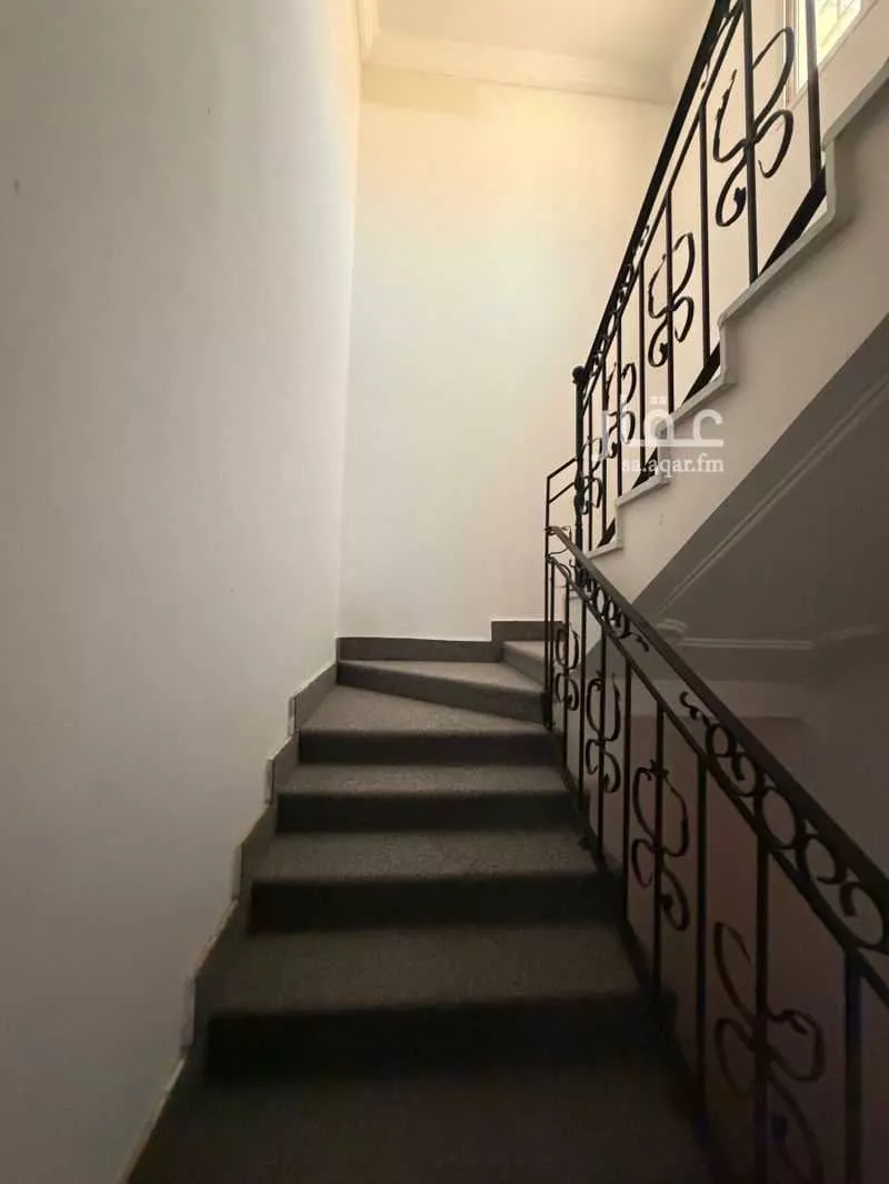 فيلا 4 غرف في البساتين 16