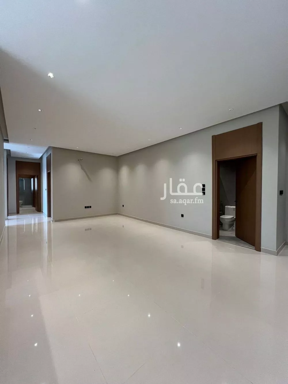 6 bedroom apartment in Al Nuzhah 6