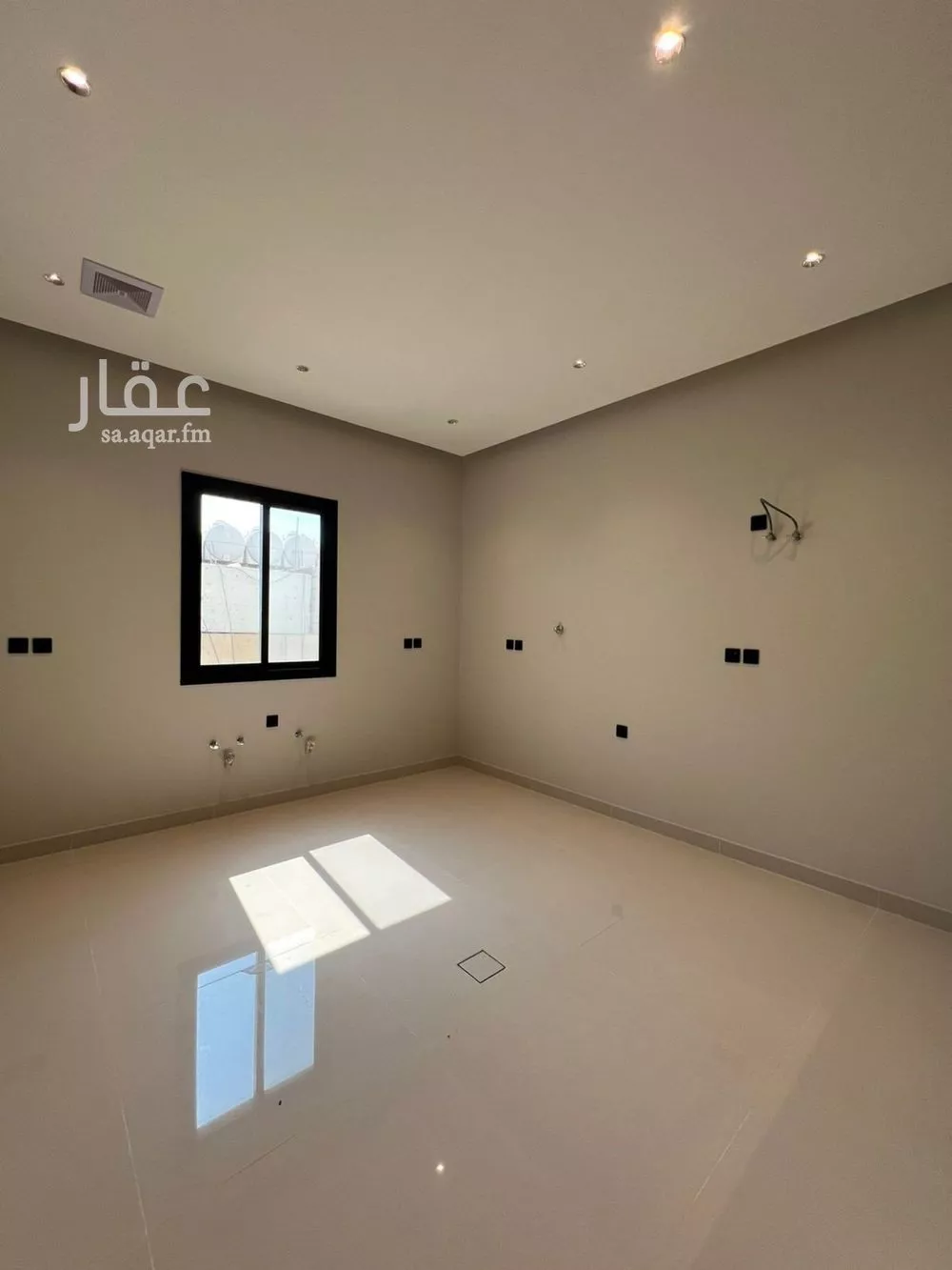 6 bedroom apartment in Al Nuzhah 9