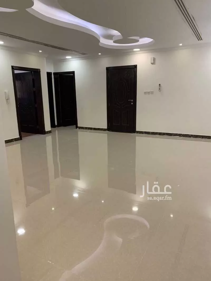 شقة 4 غرف في الجامعة 1