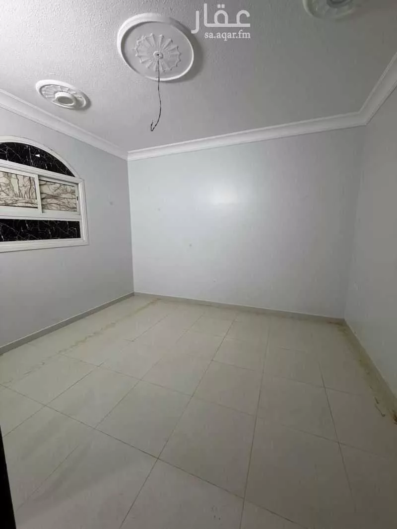 دور 3 غرف في اليرموك 4