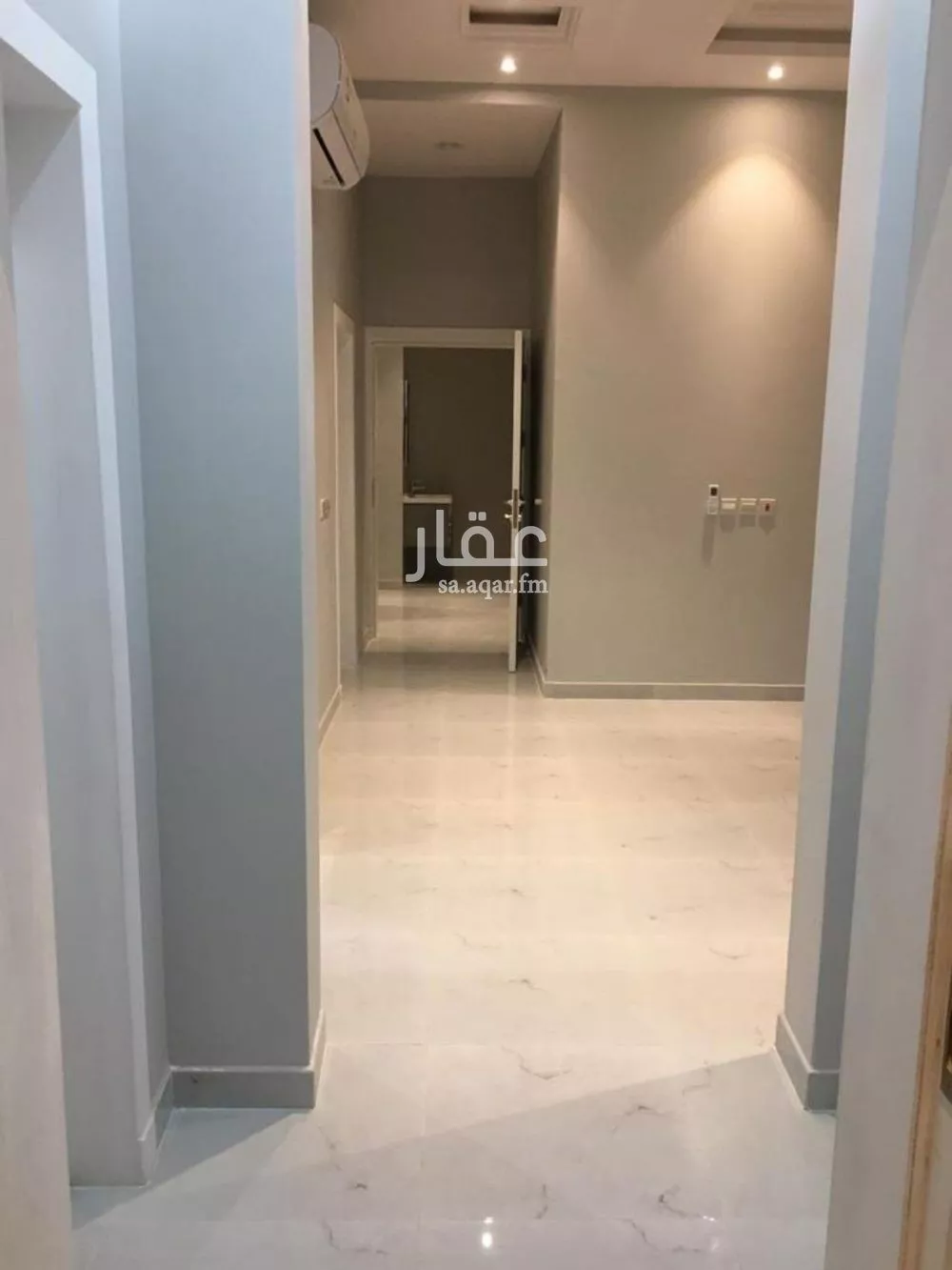 شقة 4 غرف في الملقا 3