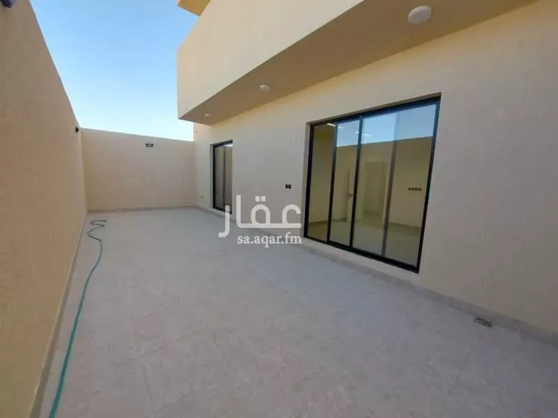 3 bedroom floor in Dahiat Namar 4