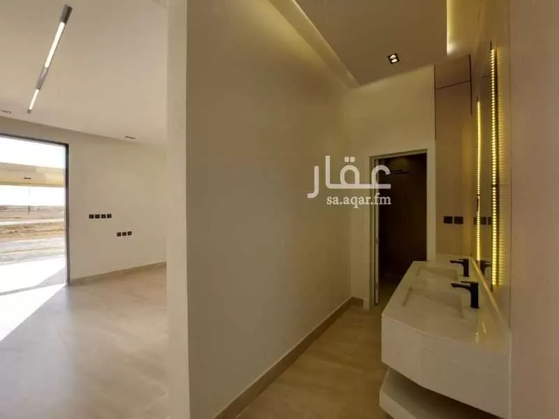 3 bedroom floor in Dahiat Namar 8