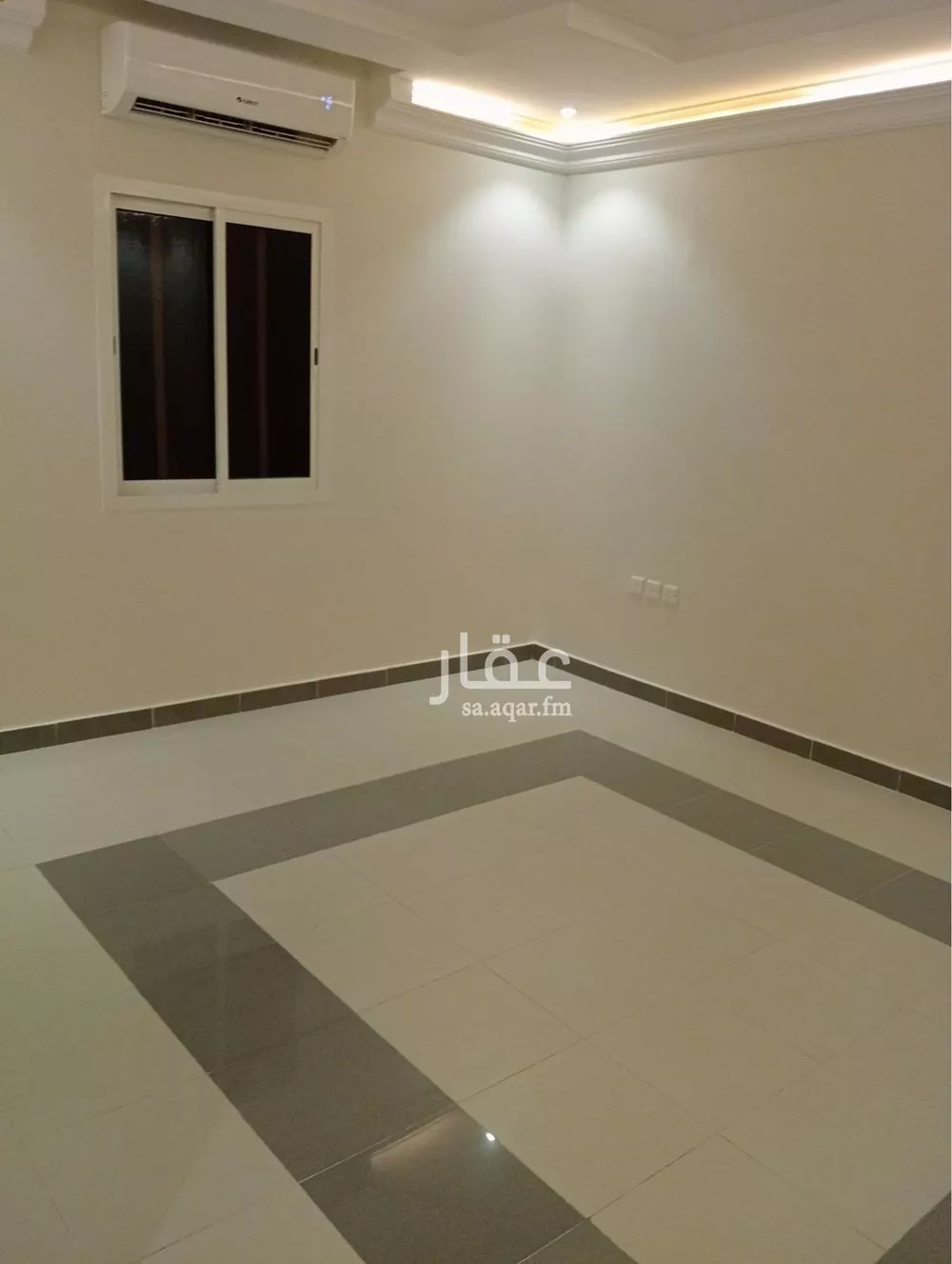 شقة 1 غرف في الملقا 3