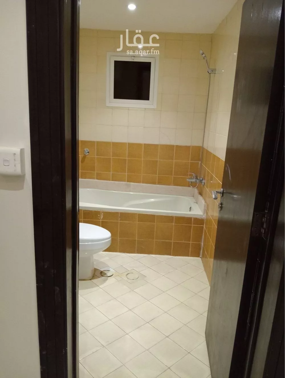 شقة 1 غرف في الملقا 7