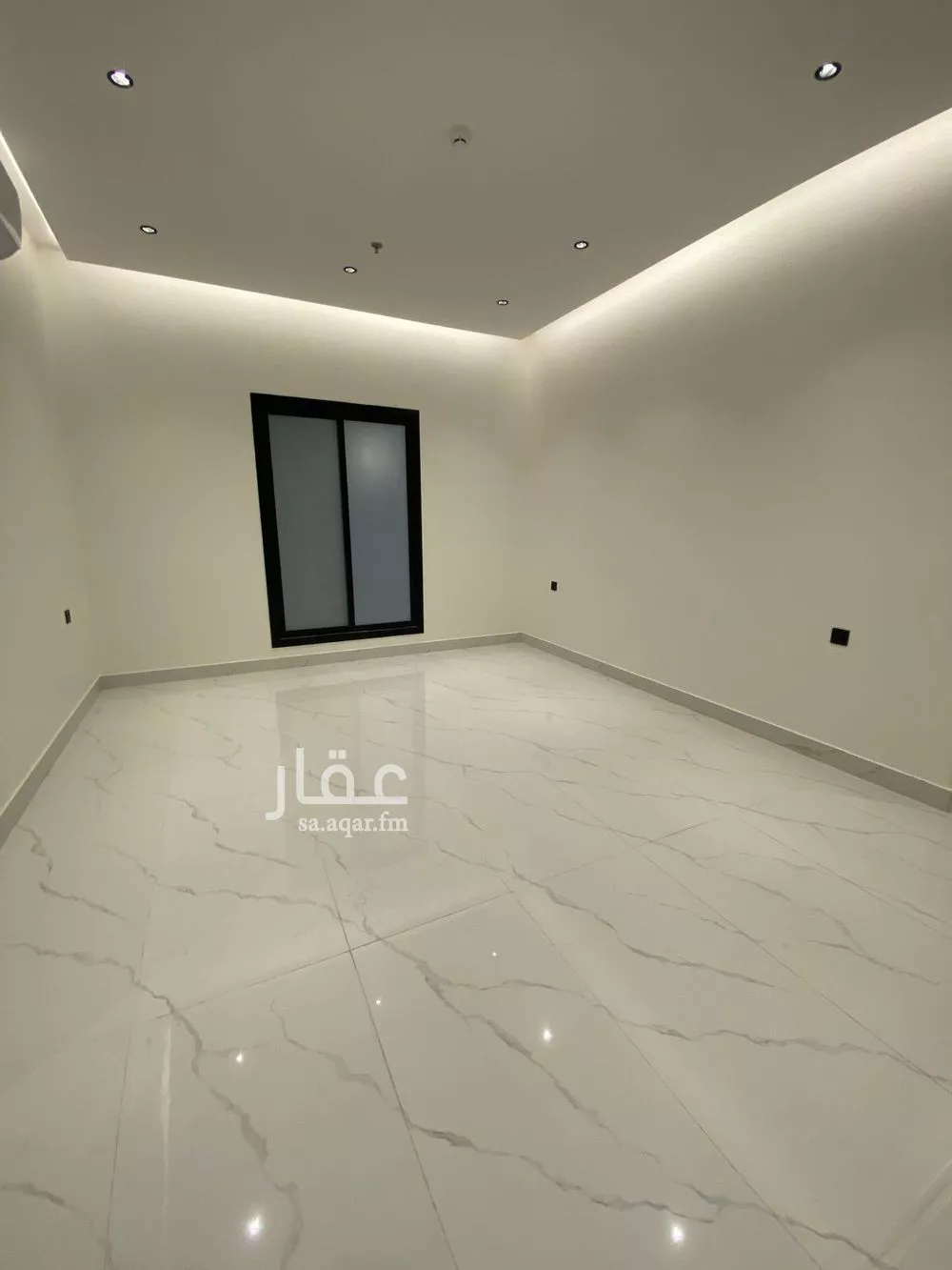 شقة 4 غرف في السعادة 6