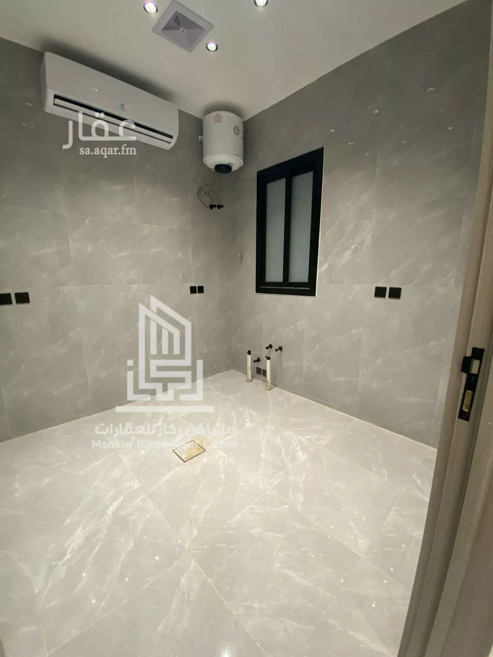 شقة 4 غرف في السعادة 7