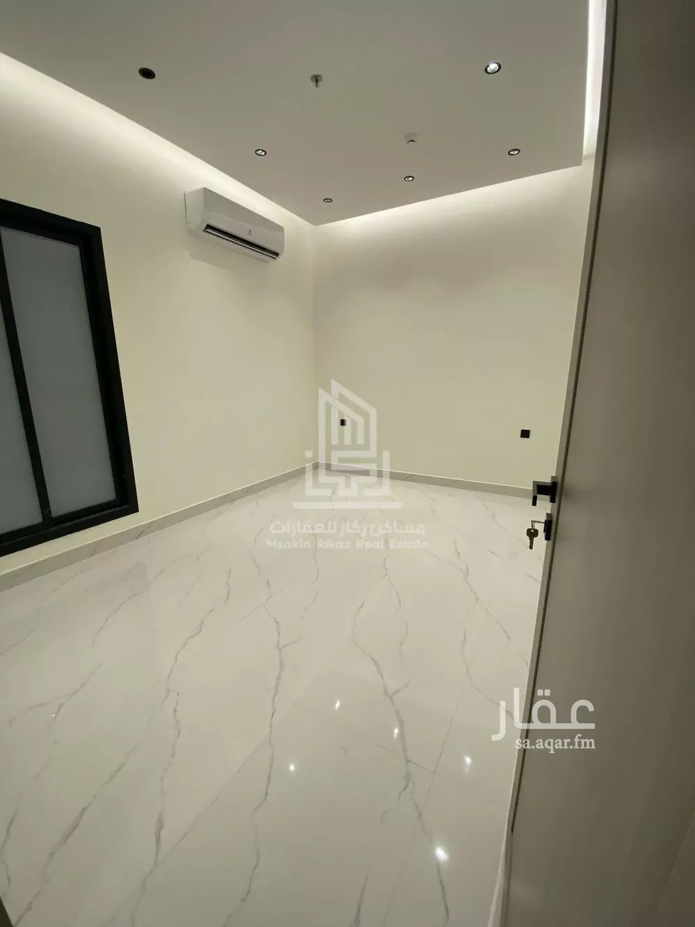 شقة 4 غرف في السعادة 9