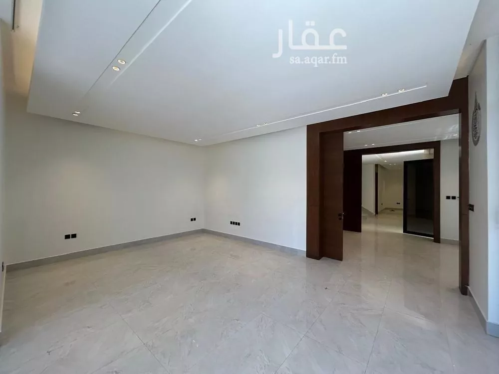 فيلا 5 غرف في النرجس 3