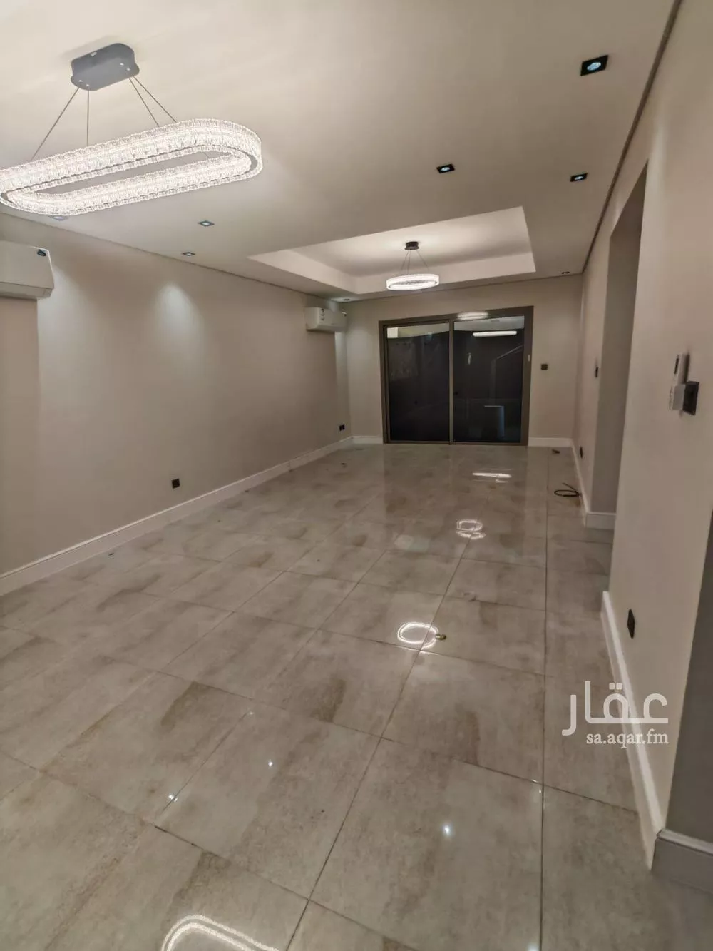 فيلا 6 غرف في النرجس 5