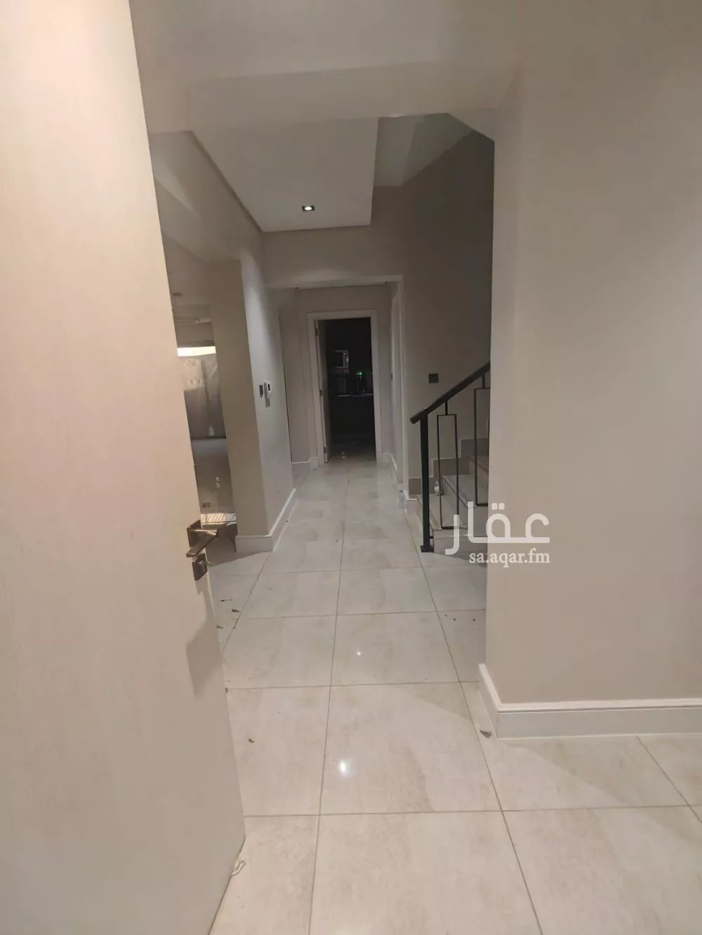 فيلا 6 غرف في النرجس 9