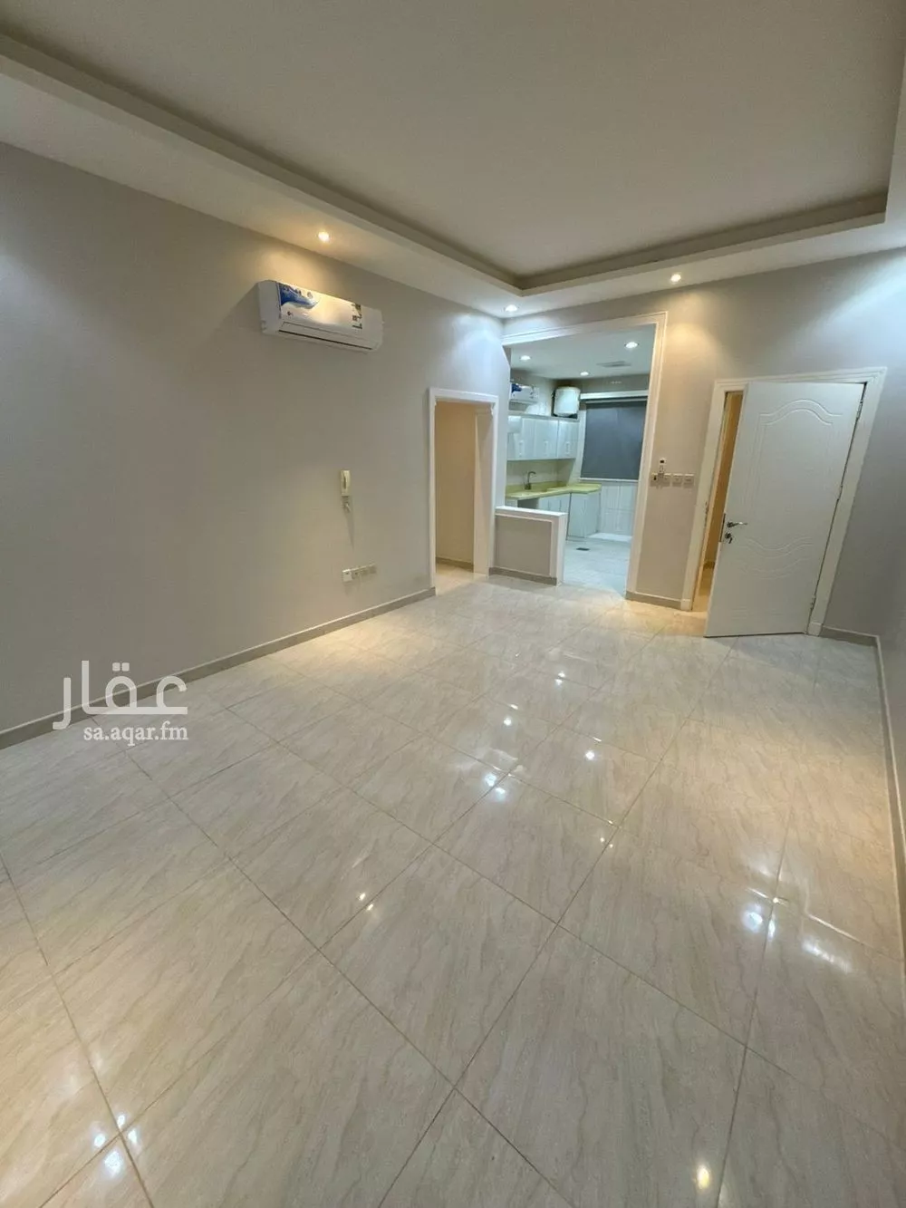 شقة 3 غرف في العارض 8