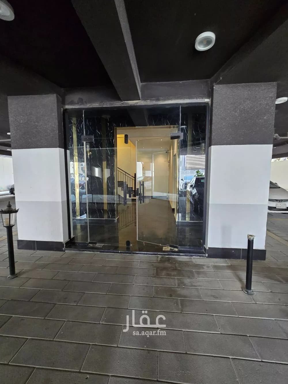 شقة 4 غرف في الحمرا 26