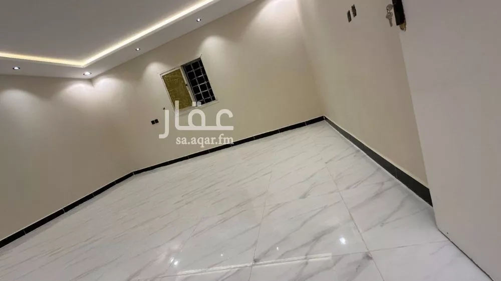1 bedroom apartment in Al Khaleej 12