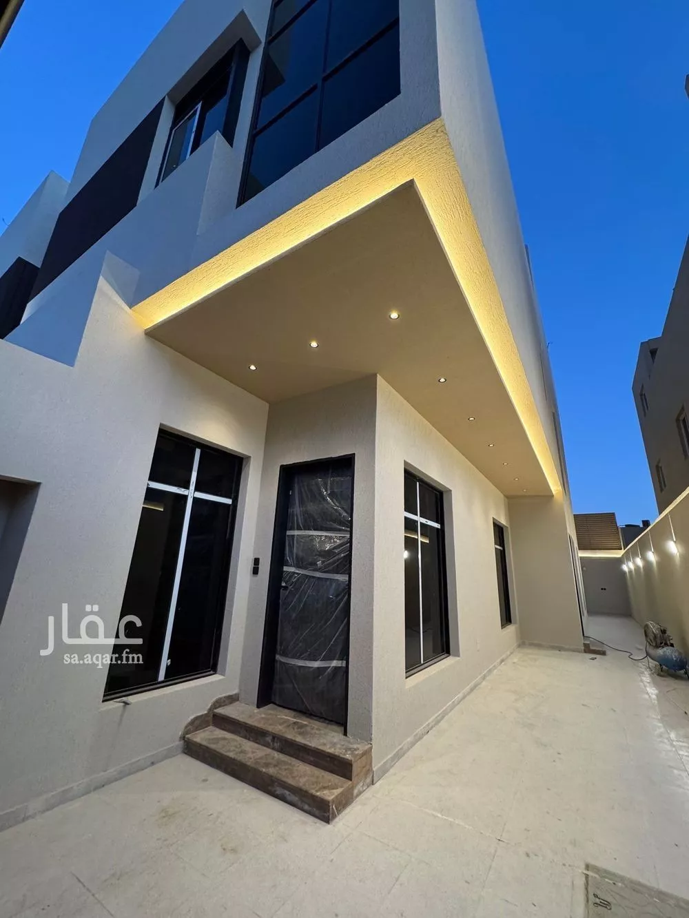 4 bedroom villa in Al Aridh 13