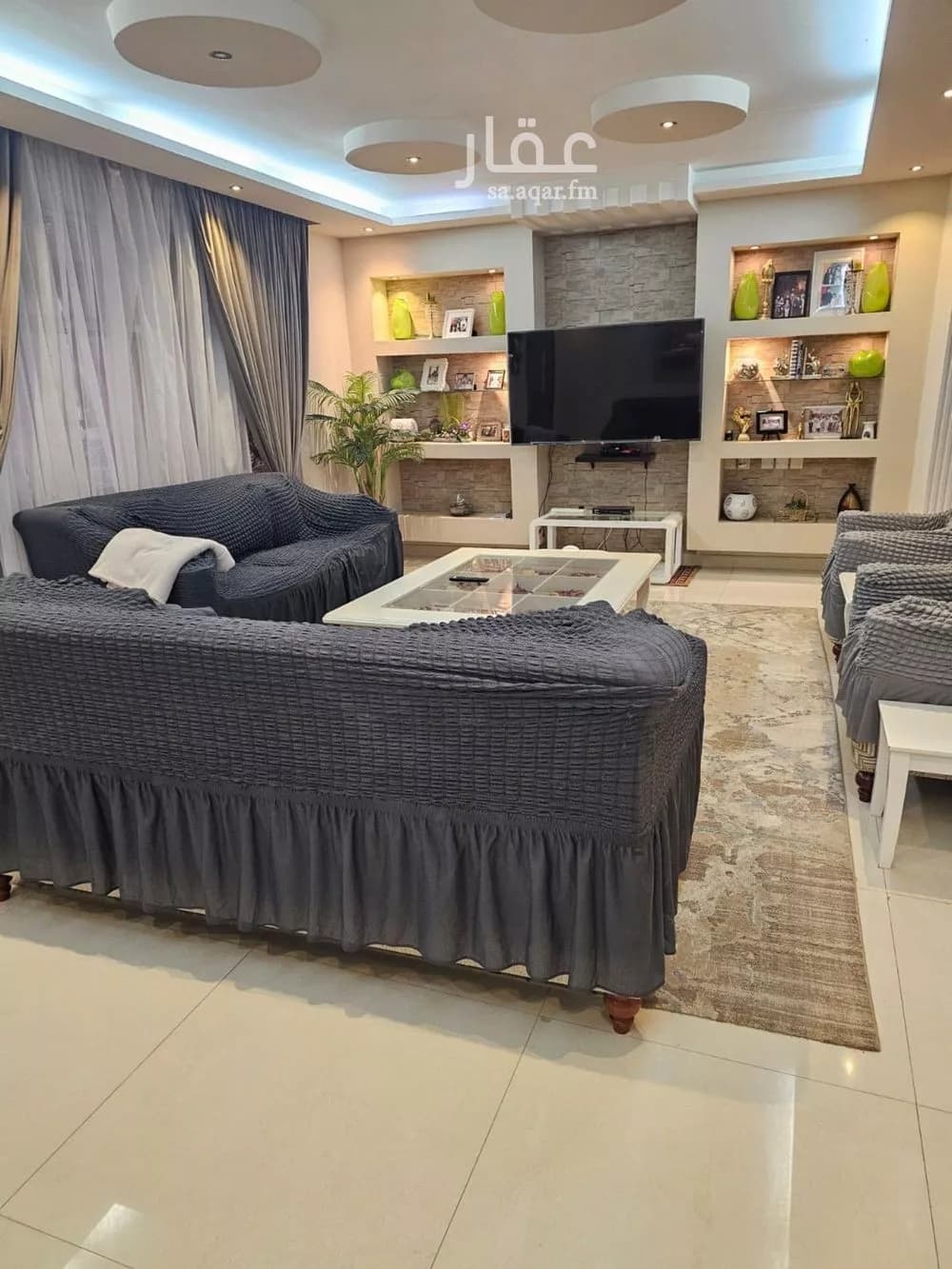 5 bedroom villa in Al Khaleej 5