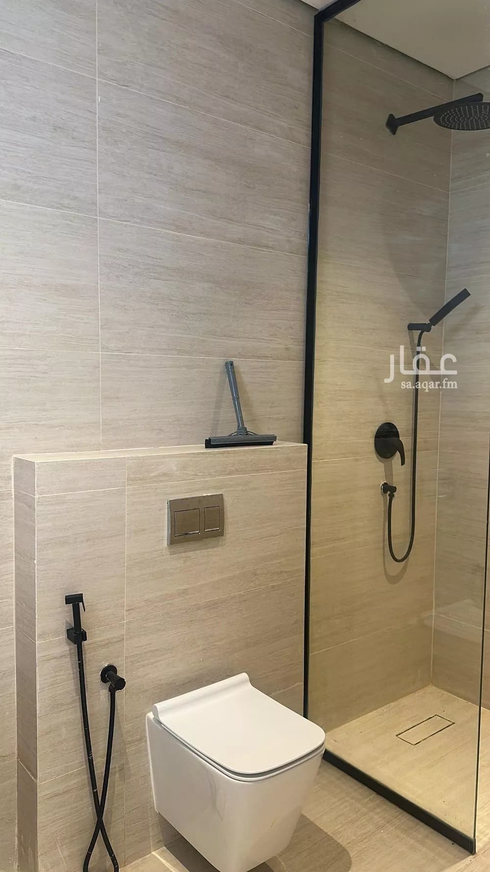 شقة 3 غرف في العارض 4