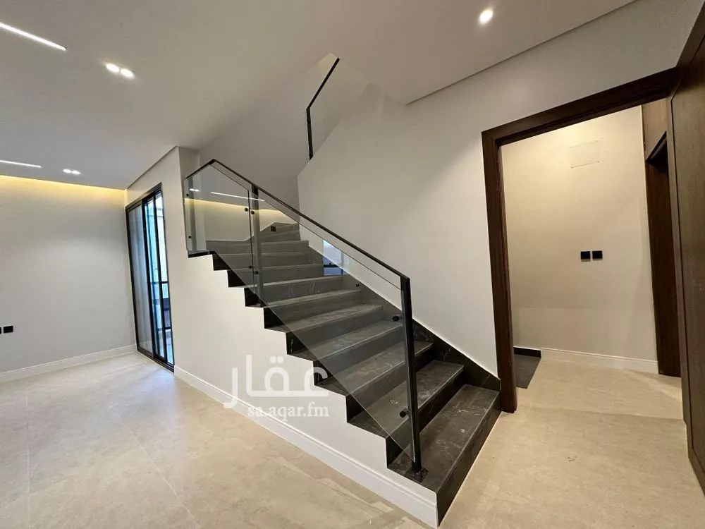 4 bedroom villa in As Suwaidi, Riyadh 25