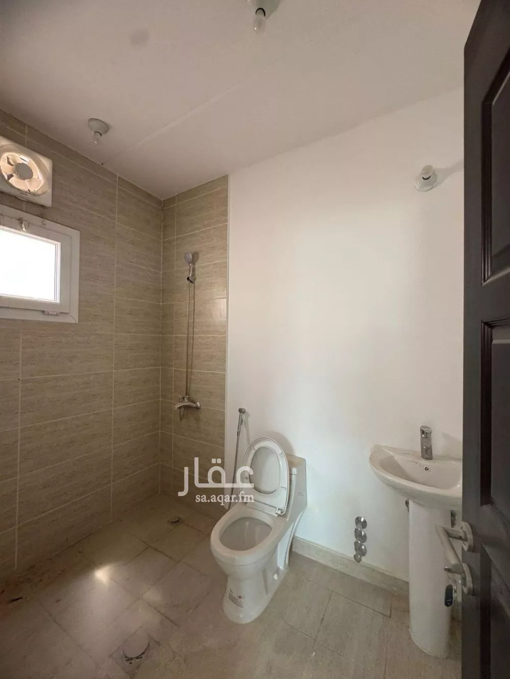 8 bedroom villa in Al Aridh, Riyadh 14