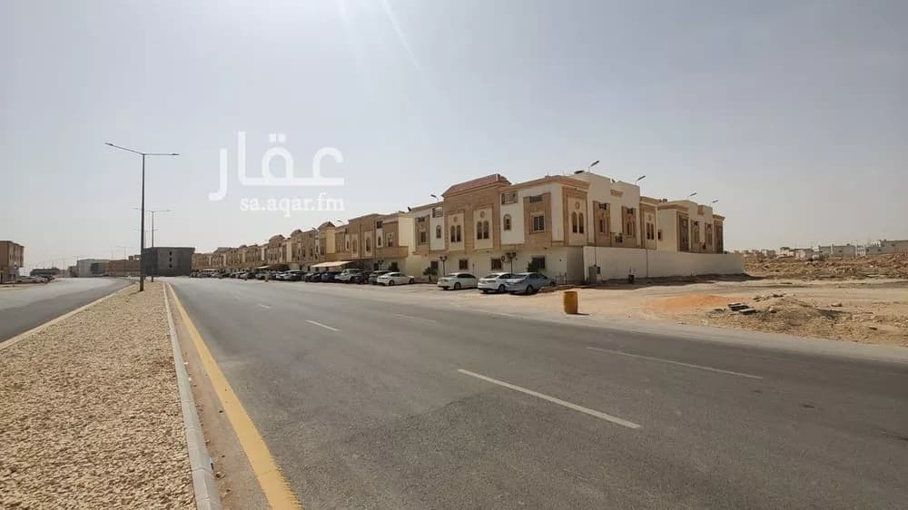 4 bedroom villa in Dhahrat Laban 2