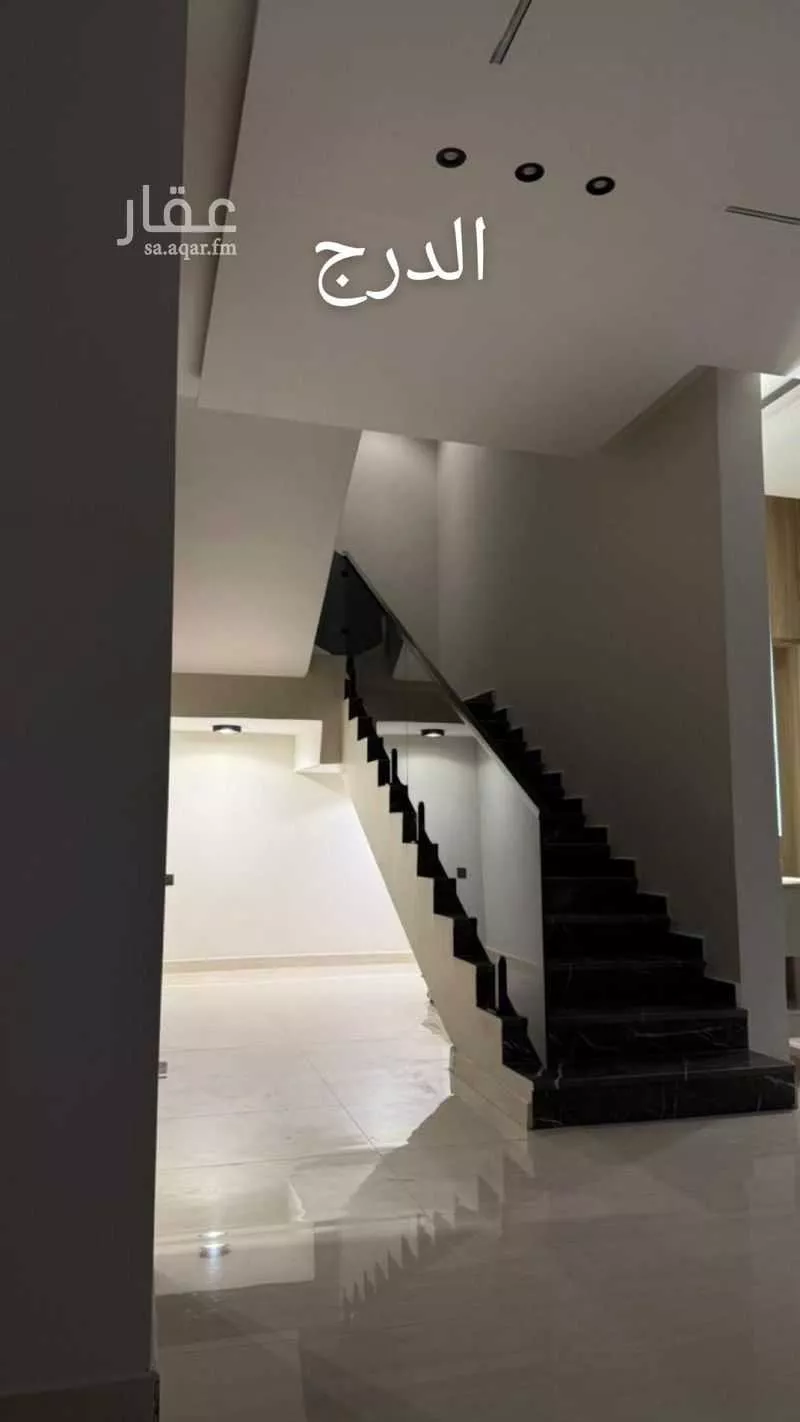 14 bedroom villa in Al Rimal, Riyadh 3