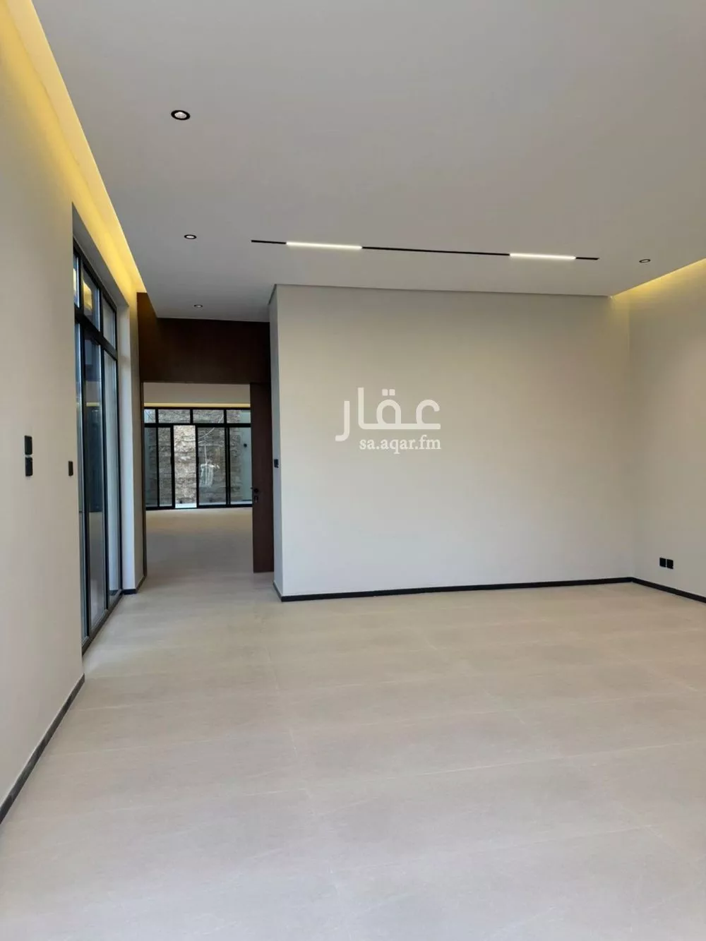 فيلا 5 غرف في العارض 14