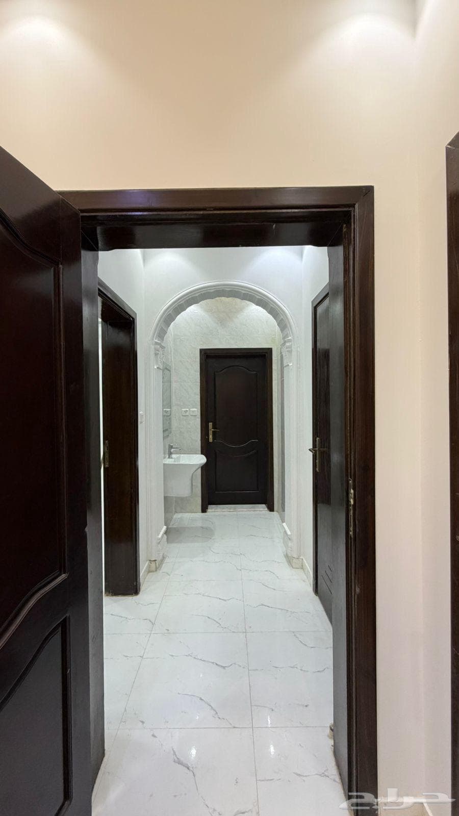 4 bedroom apartment in Al Hasa, Madinah 15