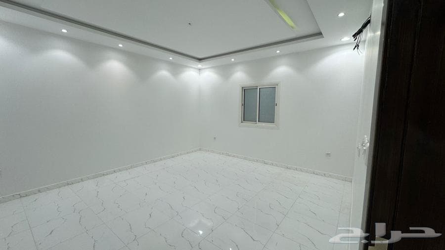 4 bedroom apartment in Al Hasa, Madinah 5