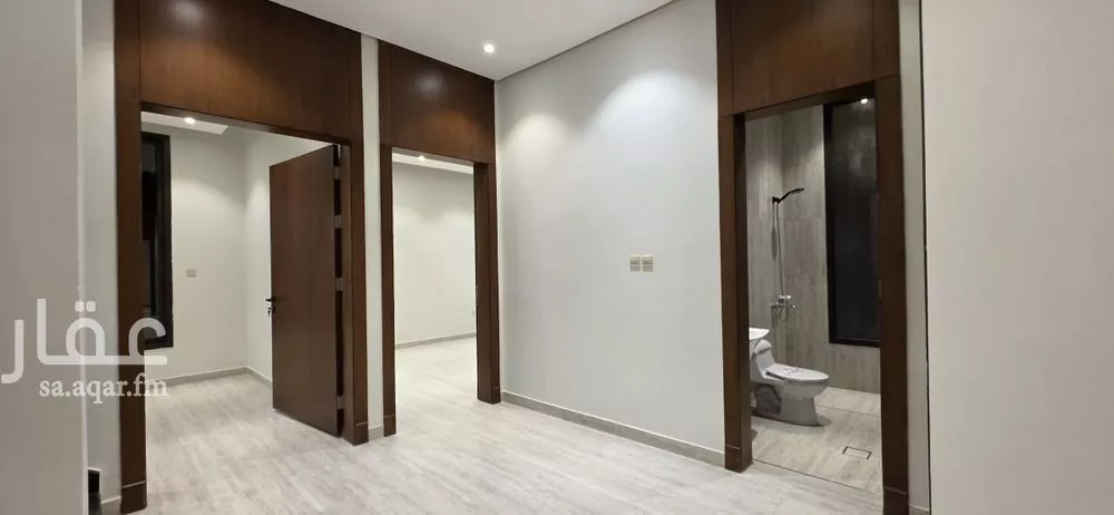 6 bedroom villa in Al Aridh 4