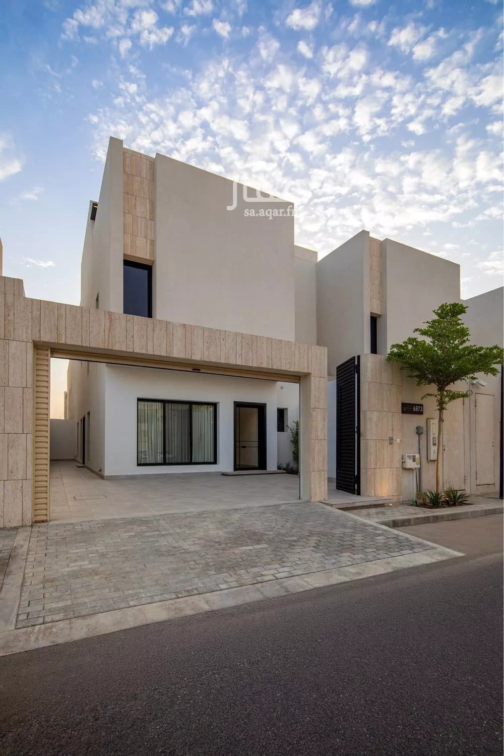 فيلا 5 غرف في العارض 1