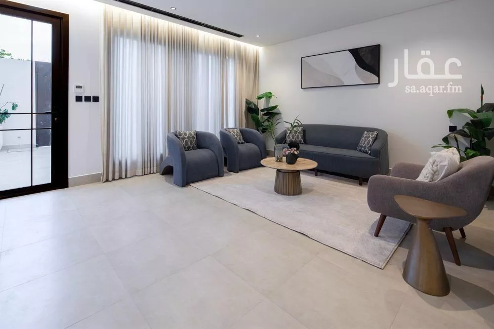 فيلا 5 غرف في العارض 5