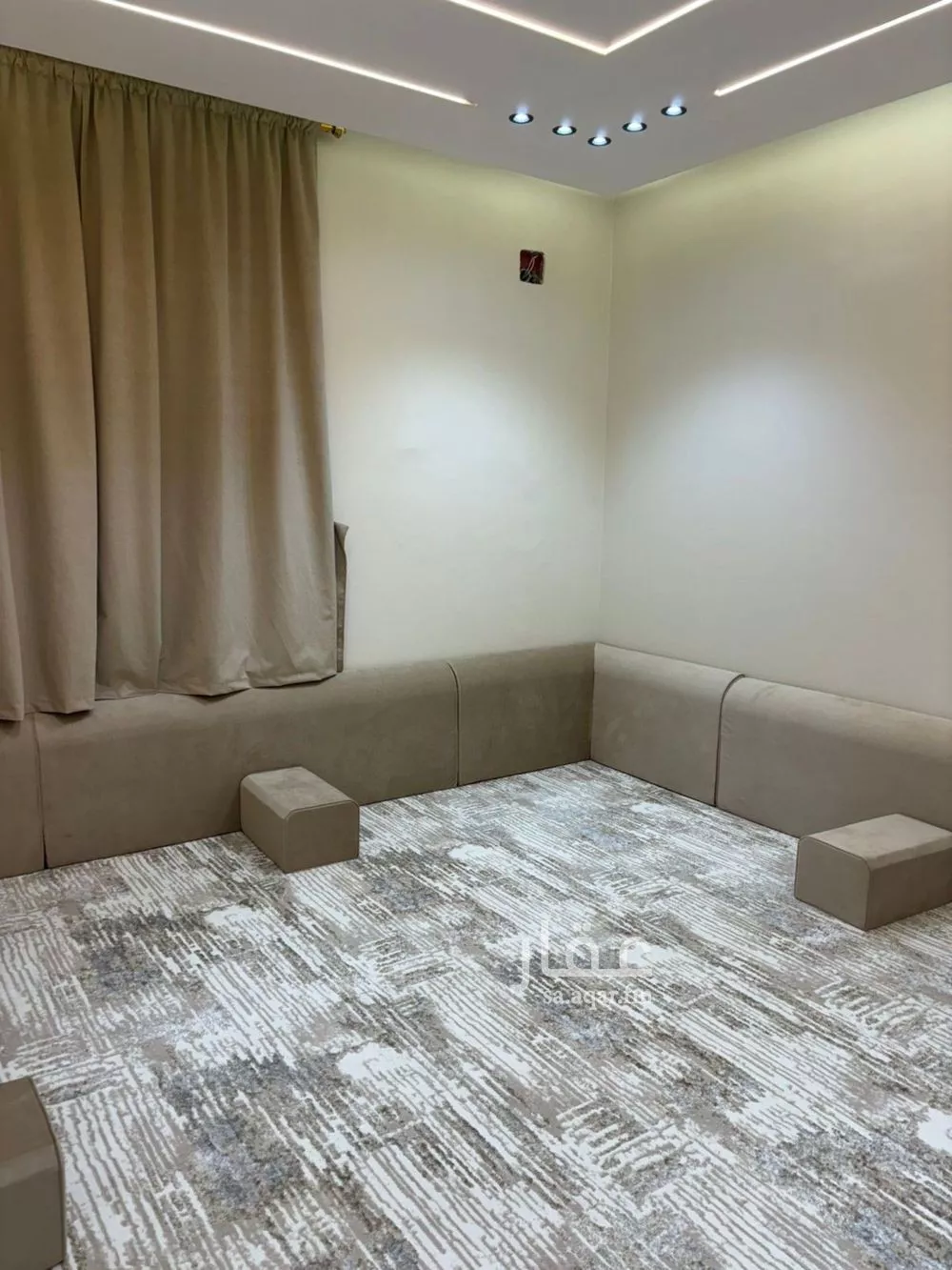 فيلا 7 غرف في الخليج 10