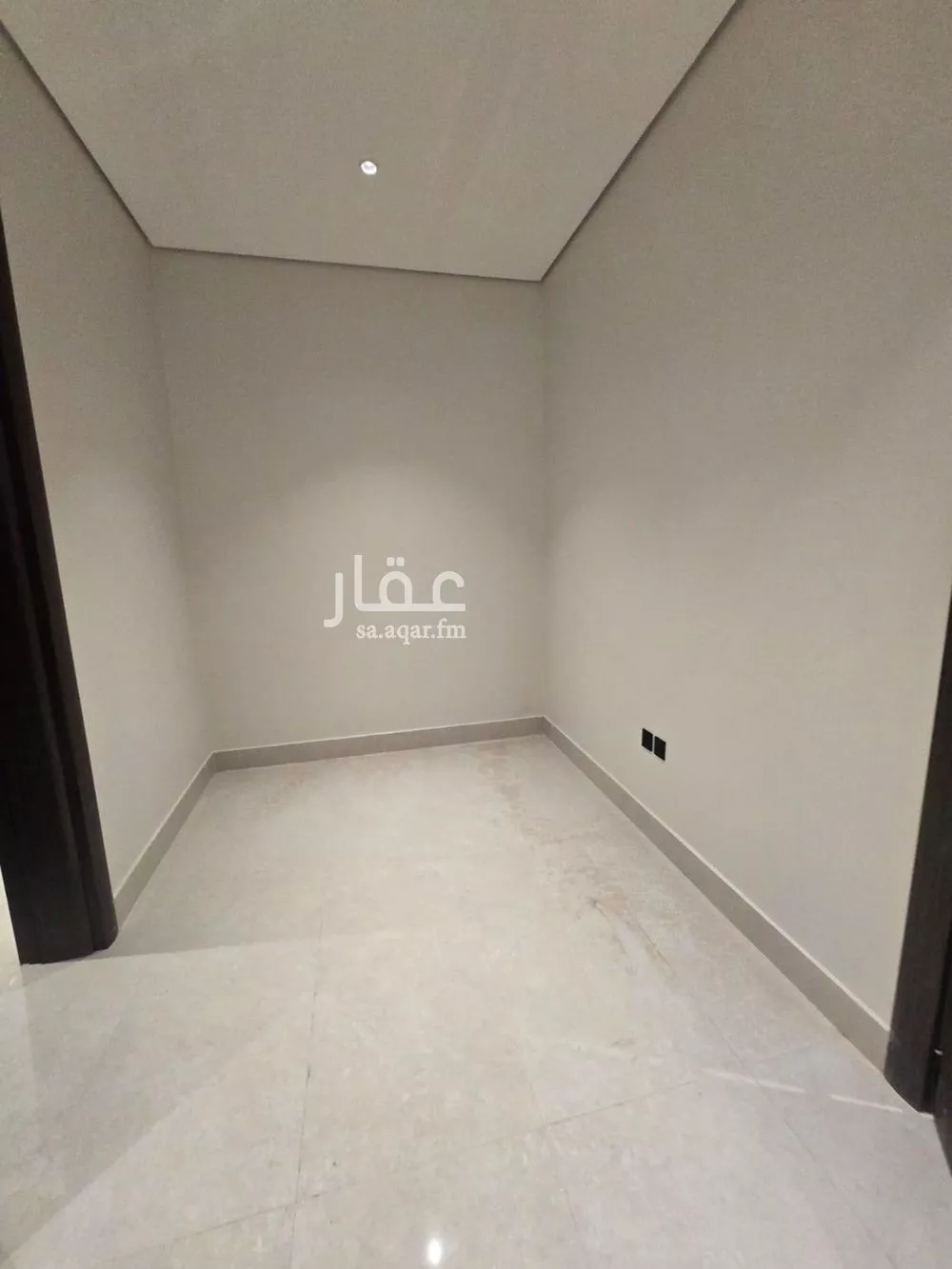 دور 5 غرف في النرجس 12