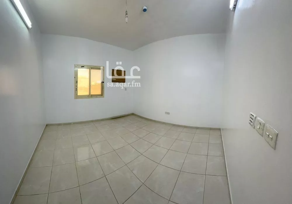 شقة 1 غرف في الساحل 3