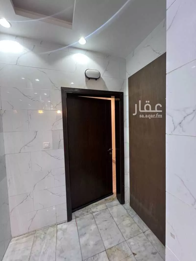 شقة 6 غرف في الريان، جدة 3