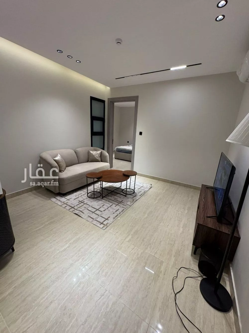 2 bedroom apartment in Al Hamra, Eastern Province 5