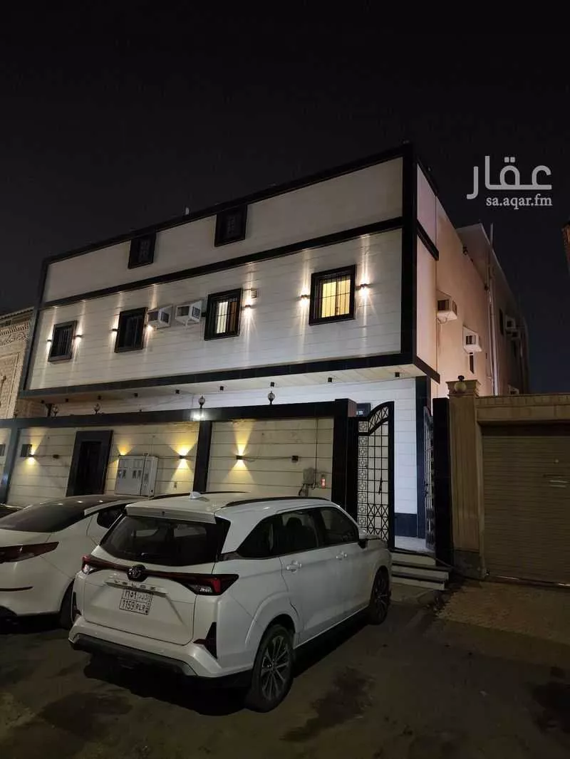 شقة 4 غرف في طيبة 2