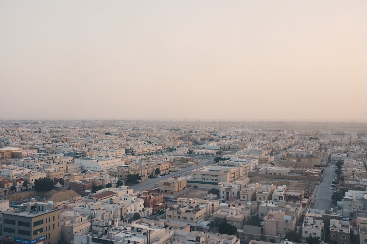Aerial view of Riyadh skyline with neighborhood rental price overlay